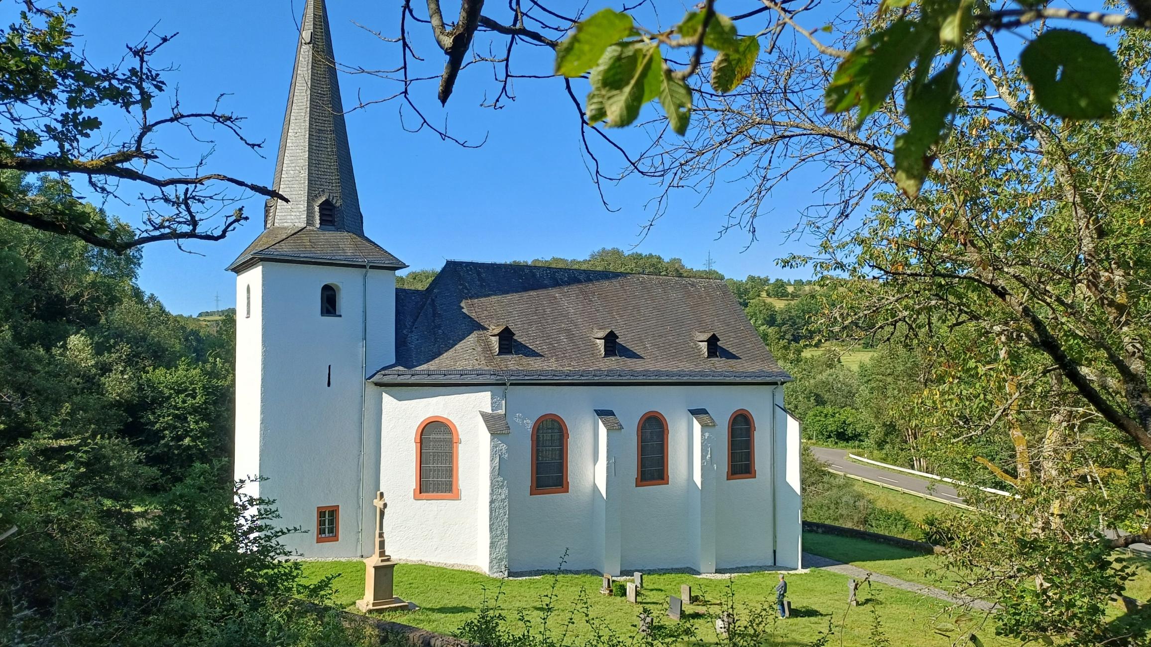 Die renovierte Walholzkirche