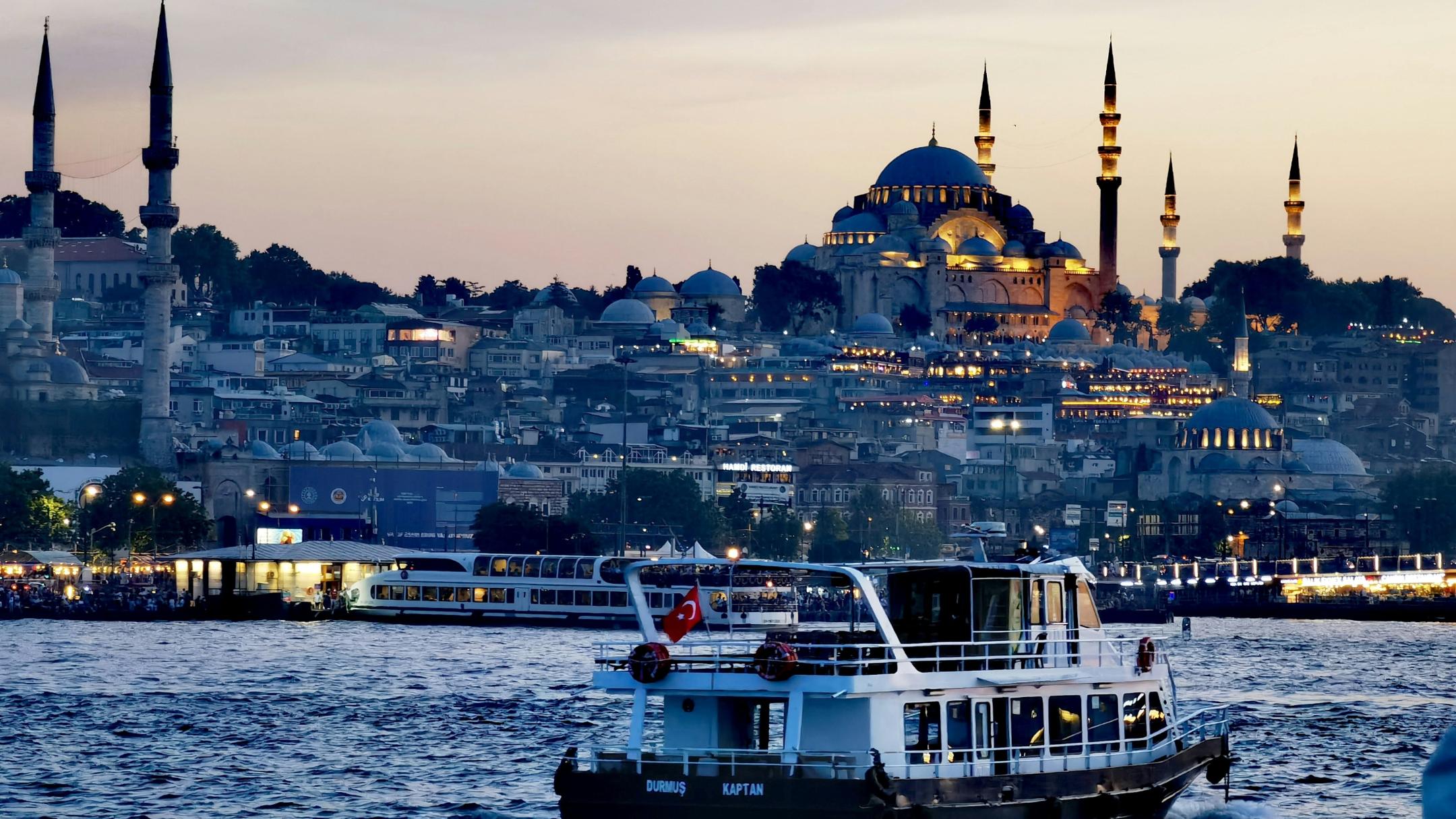 hussein-a-kamal-u_PuOVTTfOg-unsplash